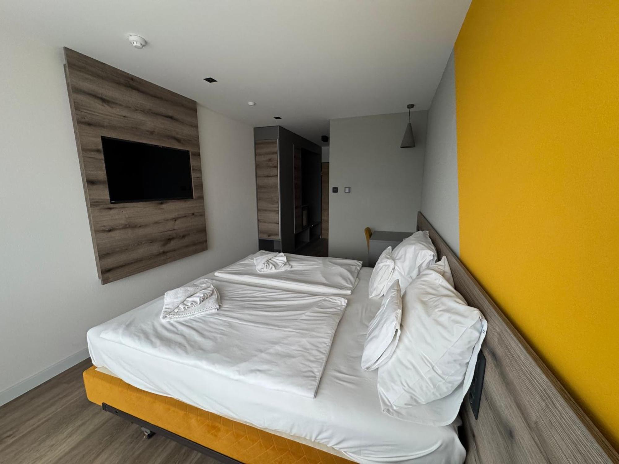 Hotel Szieszta Sopron Dış mekan fotoğraf