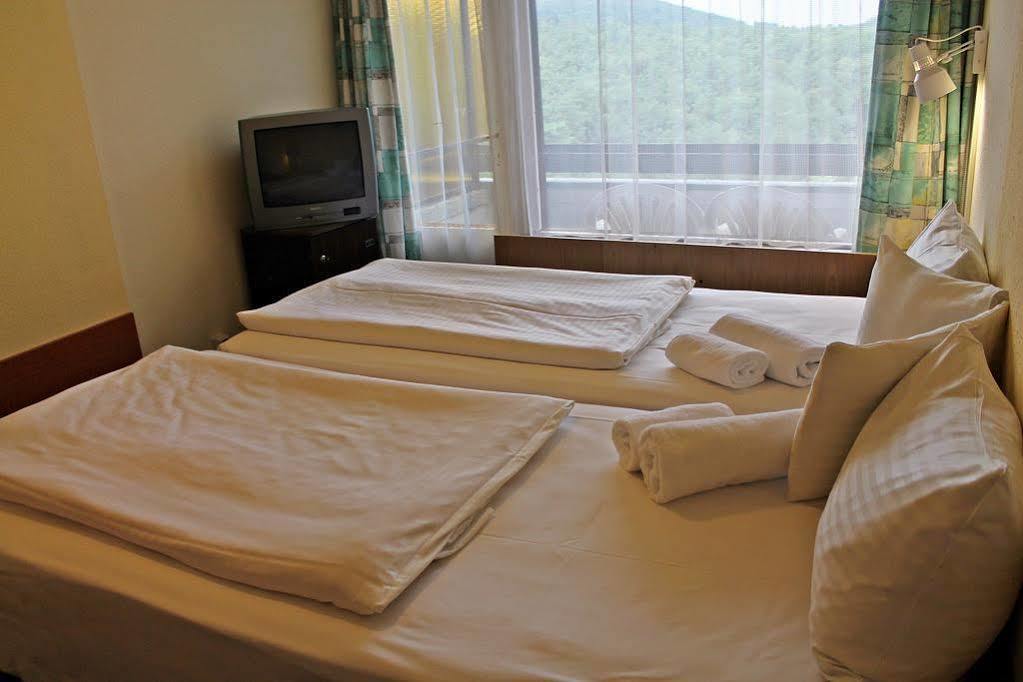 Hotel Szieszta Sopron Dış mekan fotoğraf