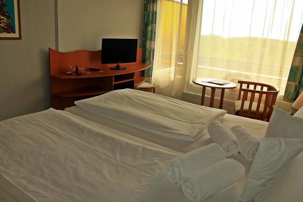 Hotel Szieszta Sopron Dış mekan fotoğraf