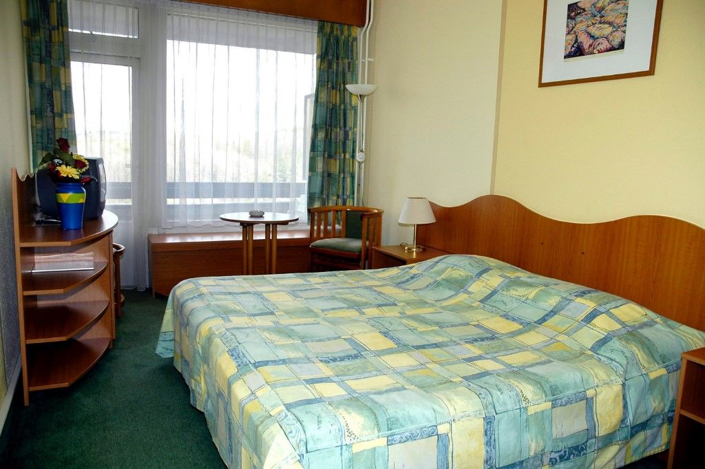 Hotel Szieszta Sopron Dış mekan fotoğraf