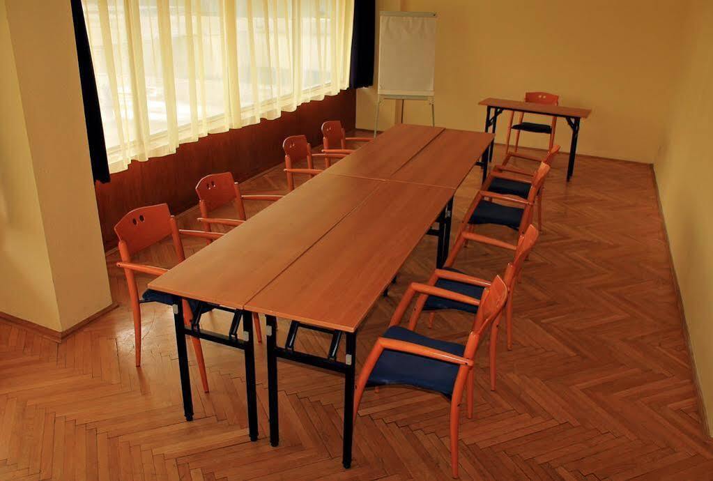 Hotel Szieszta Sopron Dış mekan fotoğraf